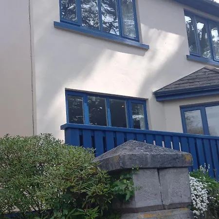 Fuchsia Cottage Glandore *